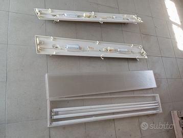 Due neon cm 20 per 100 funzionanti integri