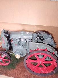 modellino trattore landini