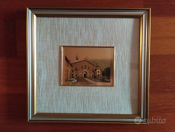 Cornice in legno con serigrafia su oro