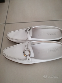 Scarpa Geox mocassino aperto pelle bianca