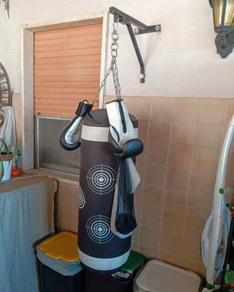 Set completo allenamento boxe Sacco guanti staffa