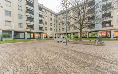 Negozio, Via Silone 24 - Settimo Milanese