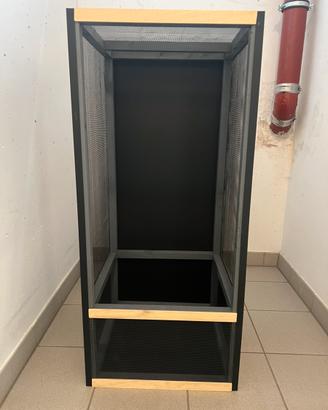 Terrario per camaleonti