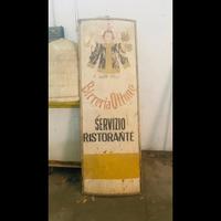 Antica insegna locale vincitore 4 RISTORANTI 