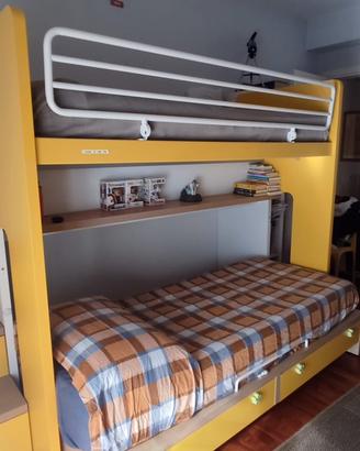 Letto a castello apribile con scaletta