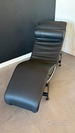 Chaise longue Le Corbusier