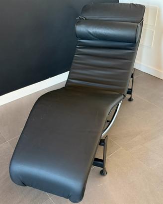 Chaise longue Le Corbusier