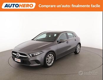 MERCEDES-BENZ A 180 YA24700