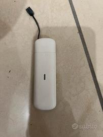 ZTE MF833U1 chiavetta modem 4G LTE USB 150 Mbps