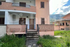 Villa bifamiliare Rieti [Cod. rif 3227838VRG]