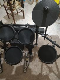 Batteria elettronica alesis