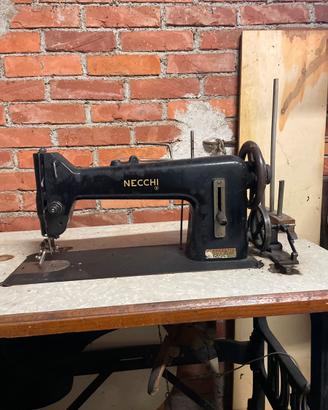 Macchina da cicire NECCHI