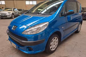 PEUGEOT 1007 1.4 BENZINA *OK NEOPATENTATI*
