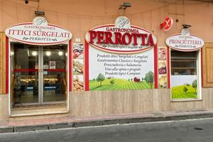 Minimarket Avviato a Succivo (CE)