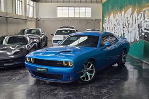 Dodge Challenger 5.7 HEMI V8 *IVA ESPOSTA