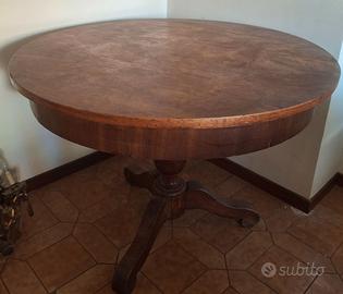 Tavolo rotondo legno massello tripode antico