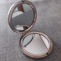 Specchio portatile per bellezza benessere