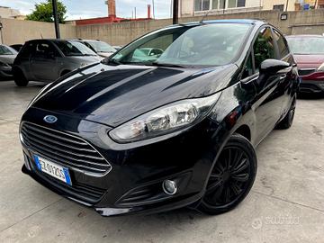 Ford Fiesta 1.5 TDCi 75CV 5 porte Black & White Ed