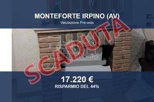 Immobile in asta di 51 m² con più di 5 locali a Mo