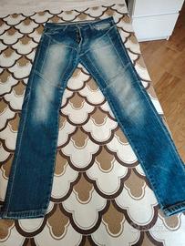 pantaloniu