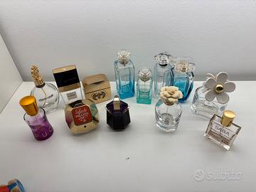 13 bottiglie Vuote di vari profumi
