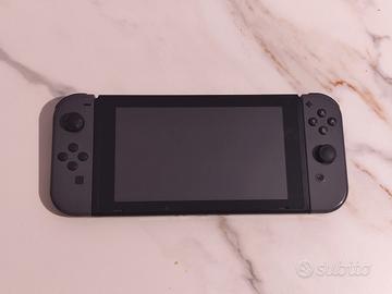 Nintendo Switch + Pro Controller + Accessori