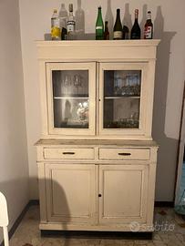 Adorabile Credenza da ristrutturare