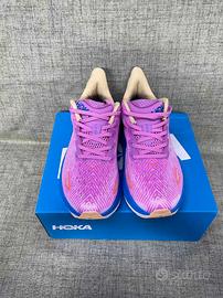 HOKA ONE ONE CLIFTON98 7