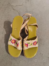 sandali pelle nera ge con perline