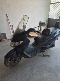Suzuki burgman 400