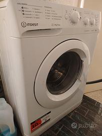 Lavatrice Indesit 7kg