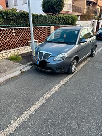 Lancia ypsilon 2006 argento