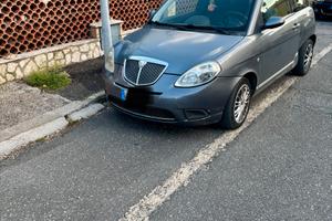 Lancia ypsilon 2006 argento