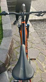 Bicicletta e bike giant stance e +2