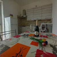 Casavacanza Marco 3202885912 a 200mt dal mare a