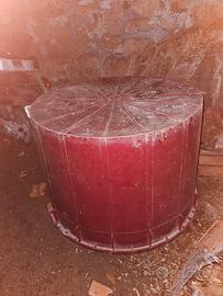 Mastello per vino con pigiatrice