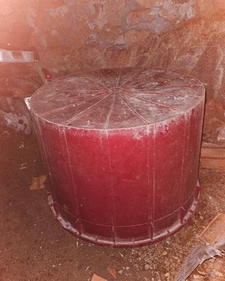 Mastello per vino con pigiatrice