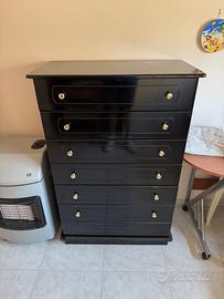 Cassettiera alta 125 cm a 7 cassetti nero lucido