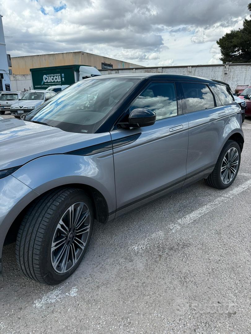 Land Rover Range Rover Evoque 2024 photo 3