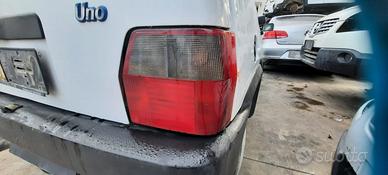 FIAT UNO 1992 - STOP POSTERIORE DESTRO