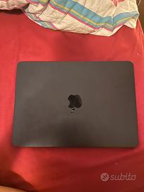 MacBook Air  M2 2022