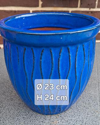 Vasi di terracotta smaltati