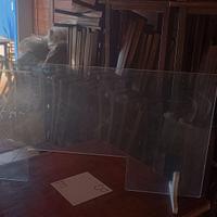 Divisorio in plexiglass