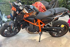 KTM Duke 690 2013