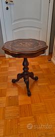 Tavolino in legno
