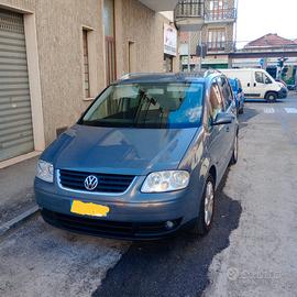 Volkswagen Touran benzina