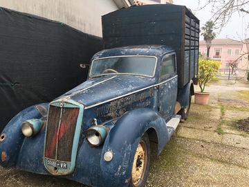 Lancia Artena Epoca, trasformata furgone