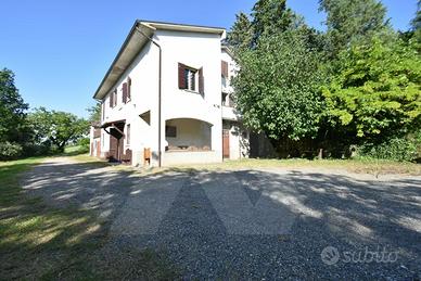 INCANTEVOLE VILLA A CASTROCARO