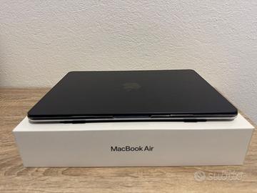 MacBook Air Chip M2 13” - 256GB