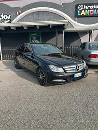 Mercedes C200
